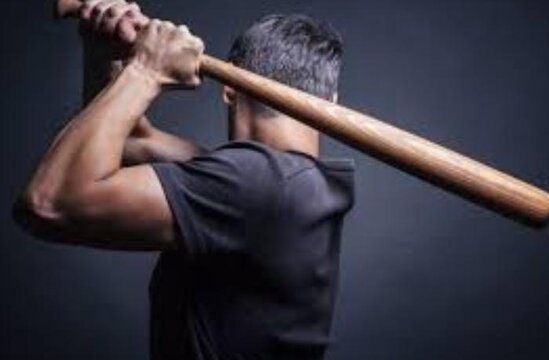 Xırdalanda nənə və nəvə döyülüb