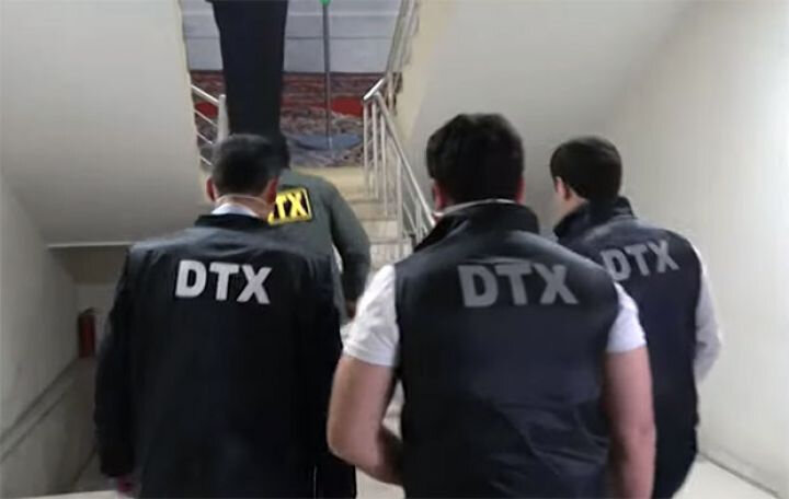 DTX dövlətə xəyanətdə ittiham olunan qadını həbs edib, məhkəmə başlayır