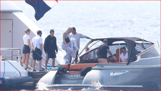 David Bekhemın Fransadakı YAXTA TƏTİLİ - FOTO