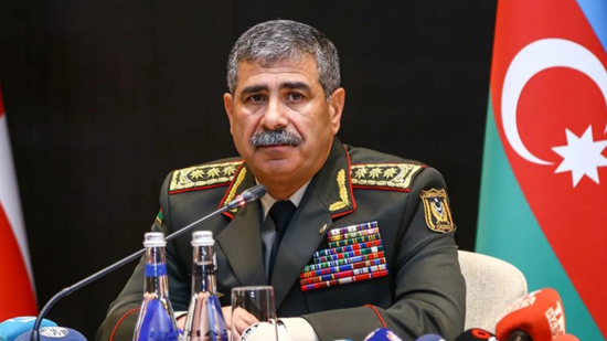 Zakir Həsənov qadınları təbrik edib