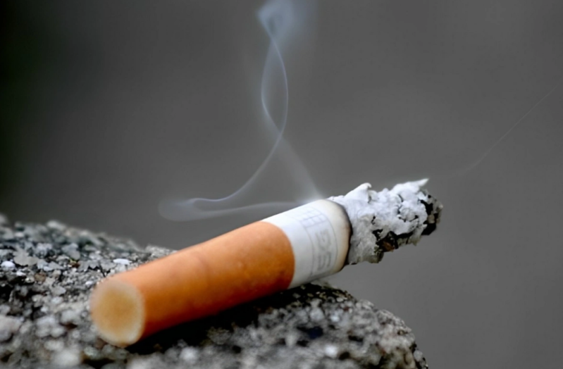 Bakıda siqaretlə ehtiyatsız davranma can aldı