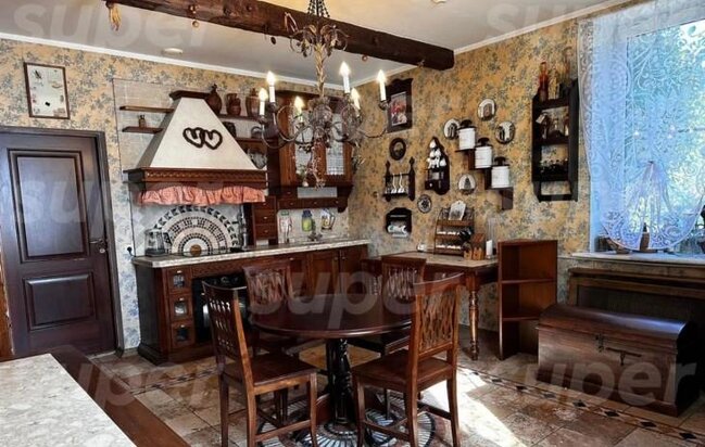 Qızı Alla Puqaçovanın bağışladığı evi satır