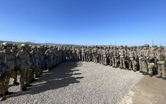 Zakir Həsənov İranla sərhəddəki təlimləri izlədi - FOTO/VİDEO