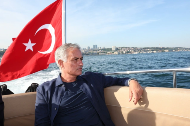 Mourinyo "Fənərbağça" klubuna rəhbərlik edəcək