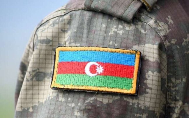 Ehtiyata buraxılanlar yalnız bu günlərdə hərbi geyimi daşıya biləcək