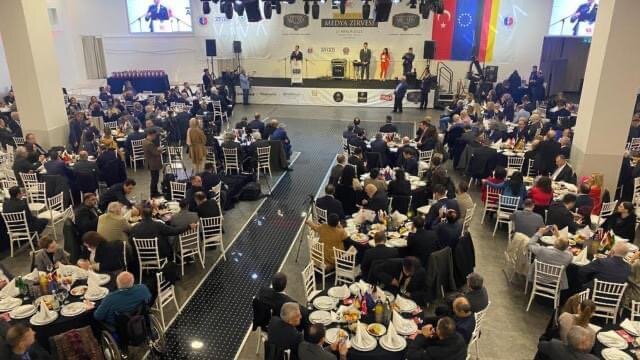 Aqil Ələsgər Almaniyada "Türk Dünyası Mediasına Xidmət" mükafatına layiq görüldü - FOTOLAR