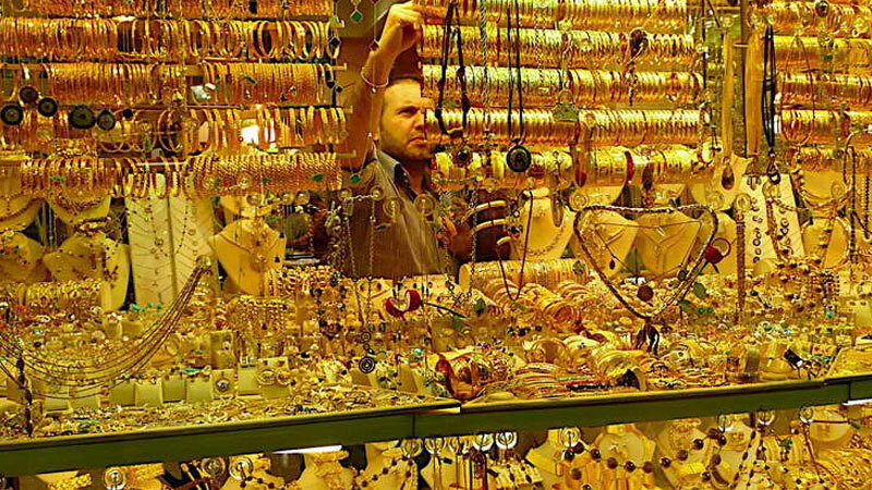 Qızılın qiymətində rekord artım - Azərbaycanda da bahalaşdı