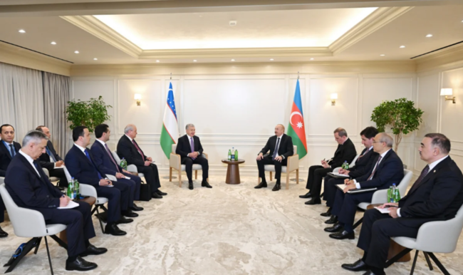İlham Əliyev Şavkat Mirziyoyev ilə görüşüb - Foto/Video