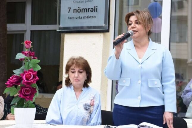 Xırdalan məktəbində foto alveri – Hər şagirddən 12 manat…