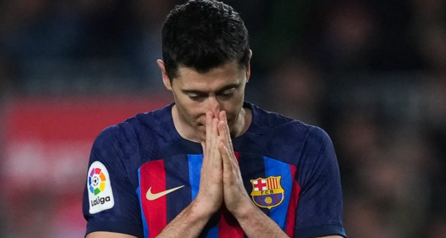 "Barselona"nın üzvü ilk dəfə ardıcıl iki matçda ehtiyat oyunçular skamyasından meydana çıxmayıb