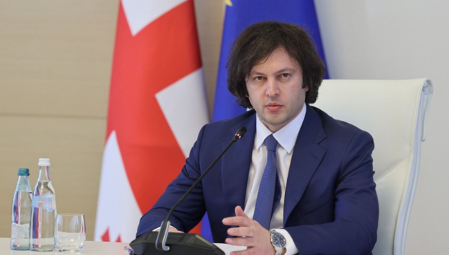 Azərbaycan iqtisadiyyatına kredit qoyuluşu 20 %-ə yaxın artıb