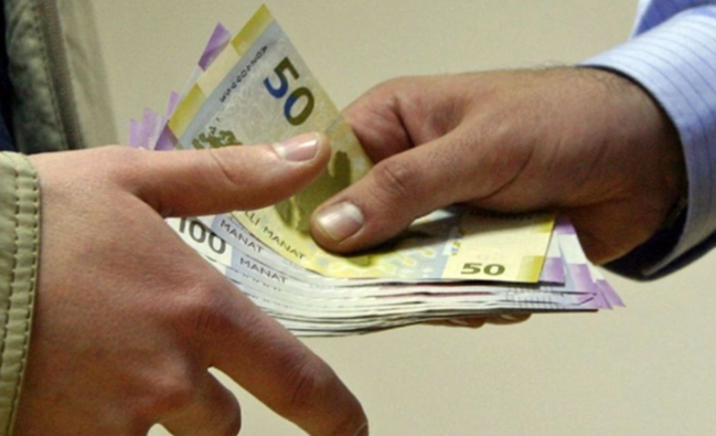 Borc istədiyi tanışını sonradan talamaqda şübhəli bilinən şəxs saxlanılıb