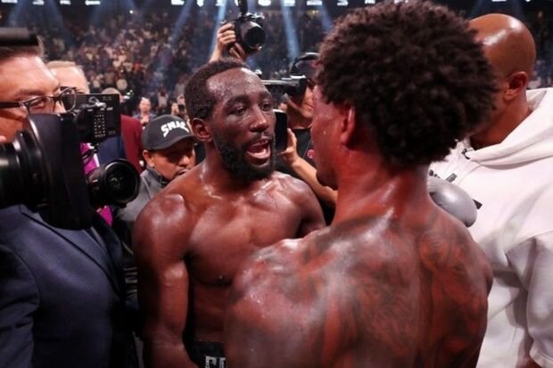 Terens Krouford boks üzrə mütləq dünya çempionu olub