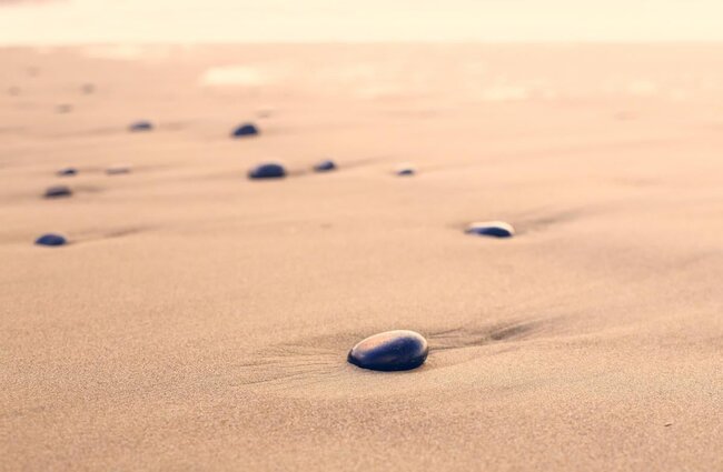 Qumlu çimərliklər necə yaranır: Qum haradan gəlir?