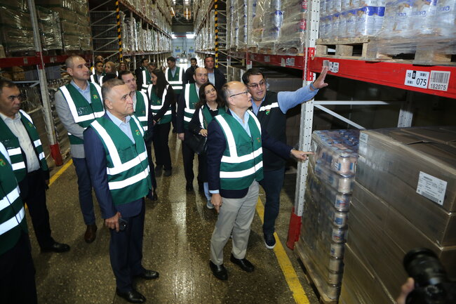 Asiya İnkişaf Bankının prezidenti "Veysəloğlu"nun Məhəmmədi Logistika Mərkəzi ilə tanış olub