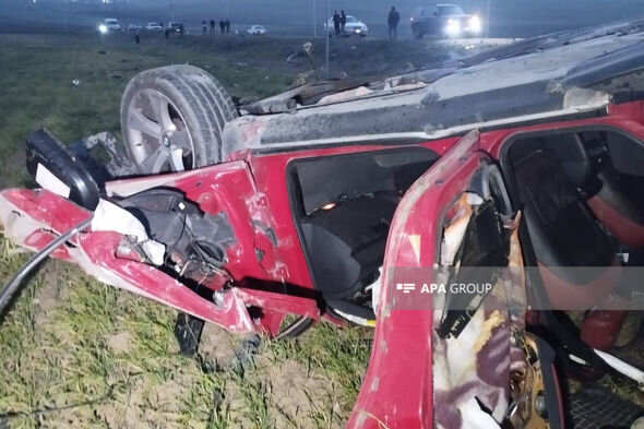 Şamaxıda BMW aşıb, bir ailənin üç üzvü həlak olub - FOTO
