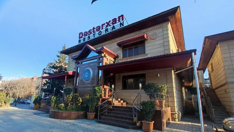 "Dəstərxan" restoranı səs-küyə görə cərimələndi