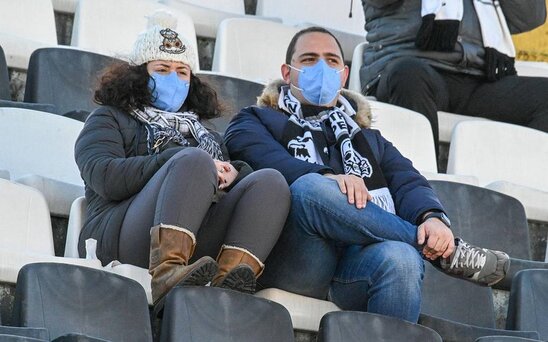 İtaliya çempionatının oyunlarında azarkeş sayı azaldılır