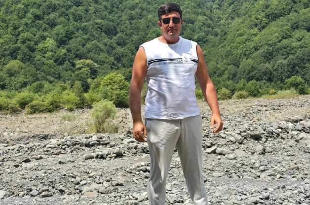 Əməkdar artist uzun müddətdən sonra belə görüntüləndi