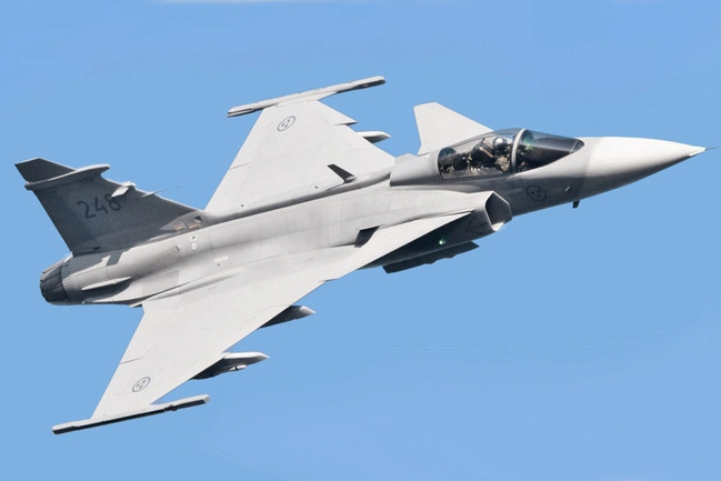 Kiyev İsveçdən ilk "Gripen" qırıcısını 2026-cı ildə almağı planlaşdırır