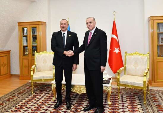 İlham Əliyev Ərdoğanla görüşdü - FOTO