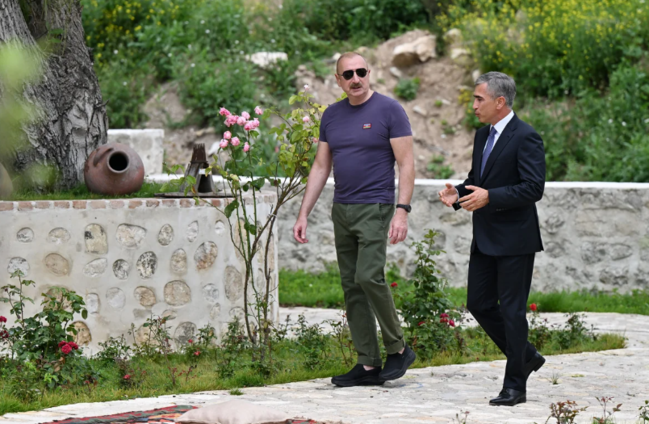Prezident İlham Əliyev Şuşada "Yasəmən" hotelinin yeni korpusları ilə tanış olub - FOTO