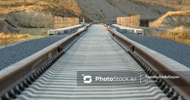 Sədərəkdə tarixi görüş: Bakıdan İrəvana qatar xətti açılacaq?
