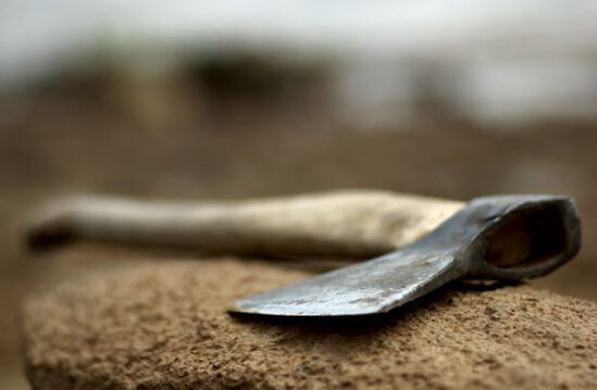 Arvadının baltalayıb öldürdüyü məmur oğlunun FOTOLARI