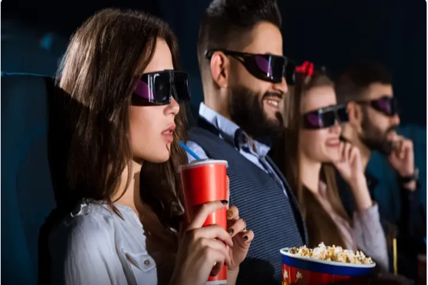 Əhvalınızı düzəldəcək 10 komediya