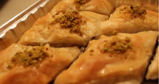 Misirlilər nədən Ramazan ayının 15-ci günü süfrəyə paxlava düzürlər?