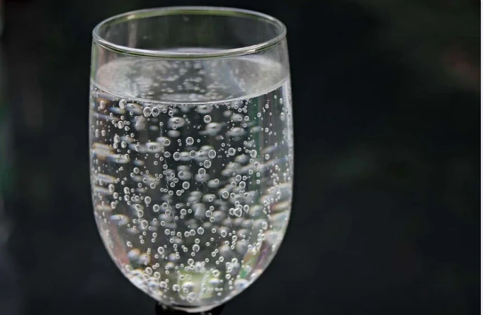 Səhərlər niyə isti su içməliyik? - 5 SƏBƏB