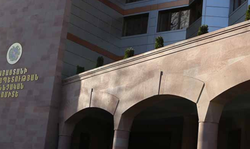 Ermənistanda polis bölməsinə hücumla bağlı terrorçuluq maddəsi ilə cinayət işi açılıb