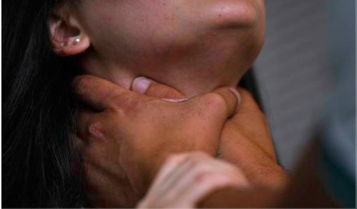 Bakıda qadın boğularaq öldürülüb: Əri saxlanılıb