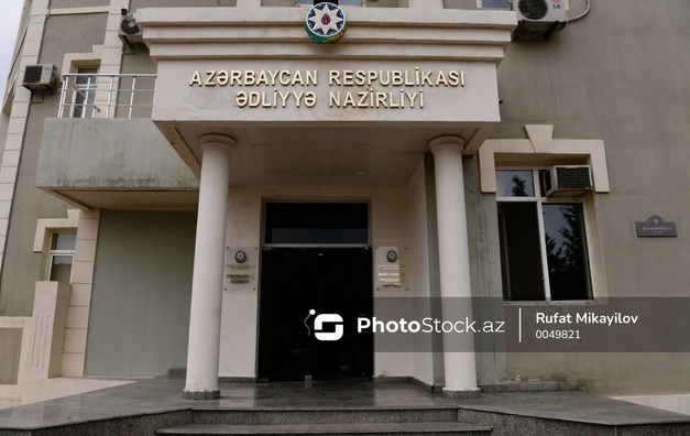 Nazirliyin idarə rəisi işdən çıxarılıb