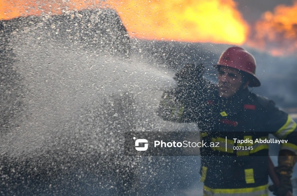 Xətaidə avtomobil sexində yanğın olub