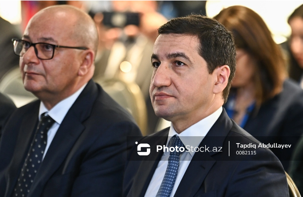 Hikmət Hacıyev: "Ermənistanın konstitusiyasında Azərbaycana qarşı ərazi iddiaları olmamalıdır"