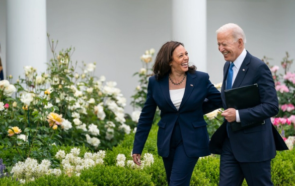 Bayden prezident seçkisində kimi dəstəkləyəcəyini AÇIQLADI