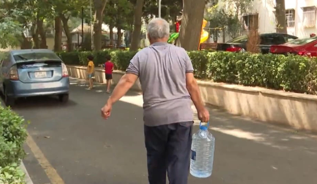 Bakıda hələ də bəzi yerlərdə su yoxdur: İnsanlar içməli suya həsrətdirlər