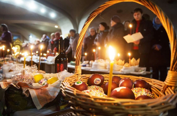 Bu gün xristian dünyası Pasxa bayramını qeyd edir