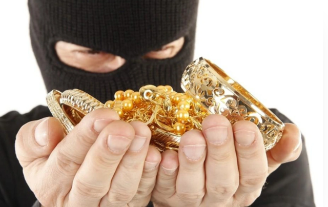 Füzulidə evlərə qənim kəsilən oğru ələ keçdi - Hökm oxundu