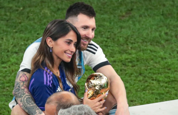 Messi həyat yoldaşından ayrılacaq?