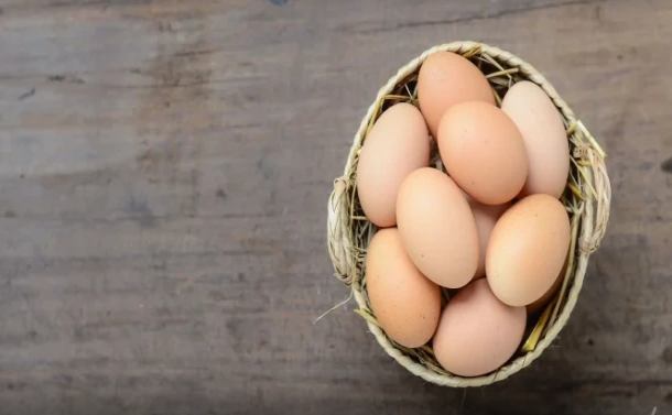 Suda bişmiş yumurtaları nə qədər saxlamaq olar?