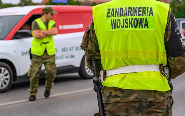 Polşa 15 Ukrayna vətəndaşını deportasiya edib