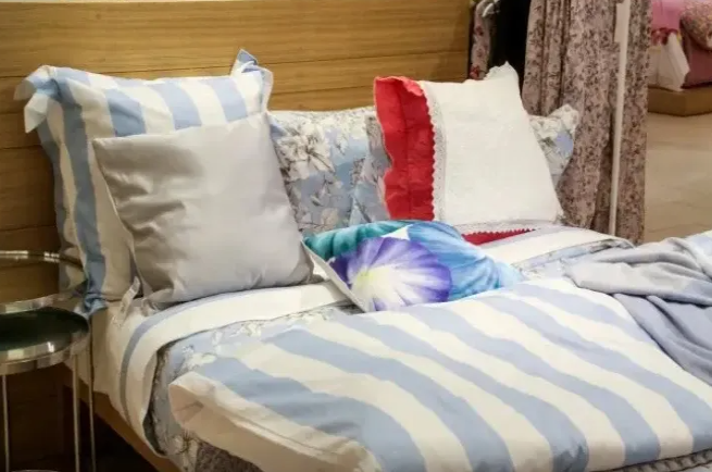 Yay və qışda yataq dəstlərini nə qədər tez-tez yumalısınız?