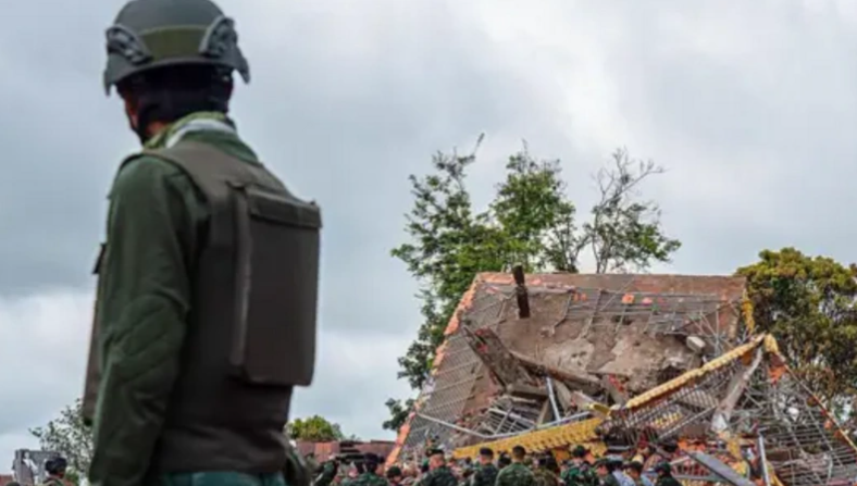 Kamboca və Tailandda gedən döyüşlər səbəbindən təxminən bir milyon vətəndaş təxliyə edilib