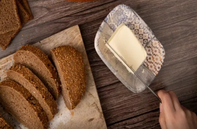 Kərə yağını otaq temperaturunda necə saxlamaq olar?