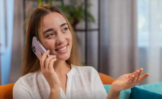 "Salam" və "bəli" deyil - telefon zənginə necə cavab vermək olar
