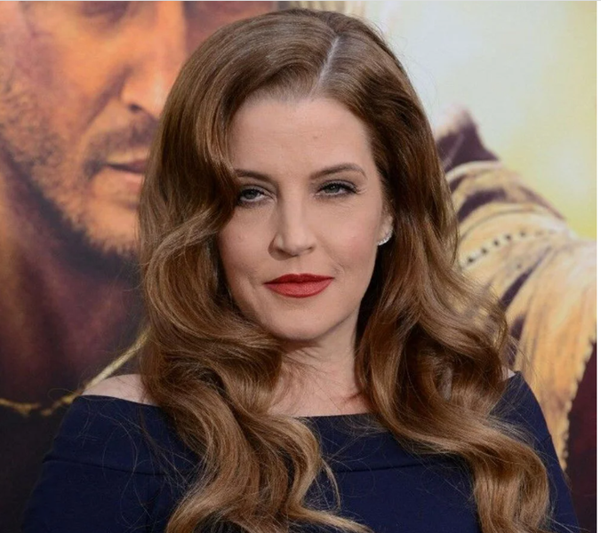 Elvis Preslinin ölən qızının evi 4,6 milyon dollara satılır - FOTO