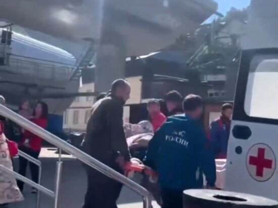 Alpinist qadın Elbrus zirvəsində uşaq doğdu - FOTO