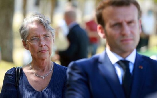 Baş nazir istefa verdi, Makron qəbul etmədi